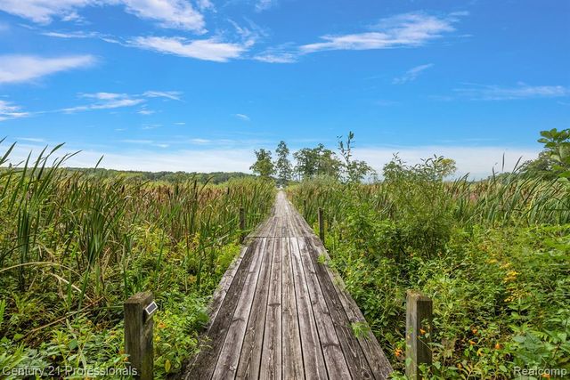 12120 Shaffer Road, Davisburg, MI 48350