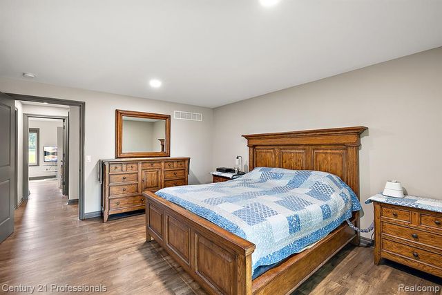 12120 Shaffer Road, Davisburg, MI 48350