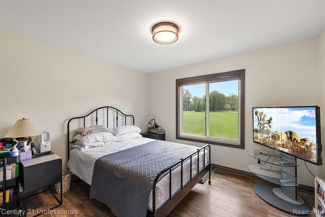 12120 Shaffer Road, Davisburg, MI 48350