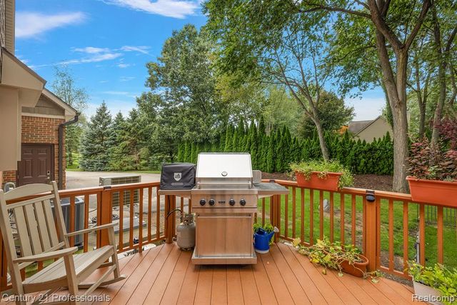 12120 Shaffer Road, Davisburg, MI 48350