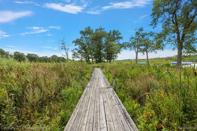 12120 Shaffer Road, Davisburg, MI 48350