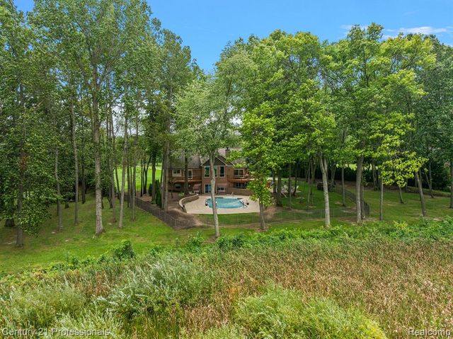 12120 Shaffer Road, Davisburg, MI 48350
