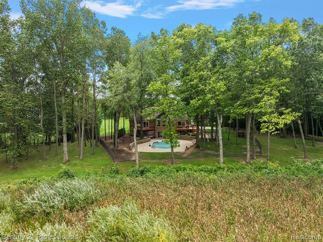 12120 Shaffer Road, Davisburg, MI 48350