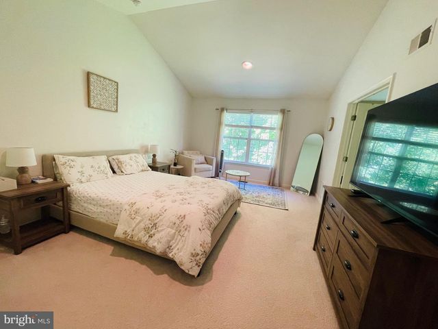 46 HOOVER AVE, Princeton, NJ 08540