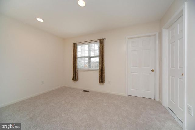 46 HOOVER AVE, Princeton, NJ 08540