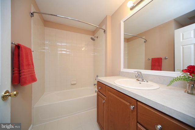 46 HOOVER AVE, Princeton, NJ 08540