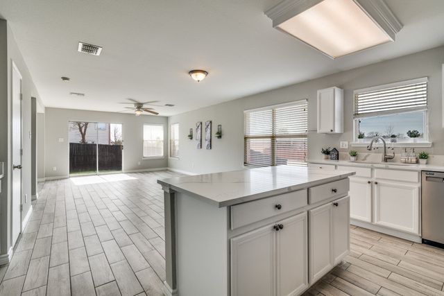 2429 N Emerald Lane, Mckinney, TX 75071