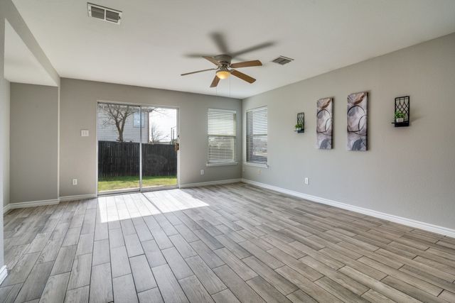 2429 N Emerald Lane, Mckinney, TX 75071