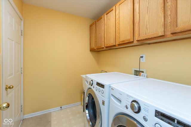 13888 Dearborn Circle, Fishers, IN 46038