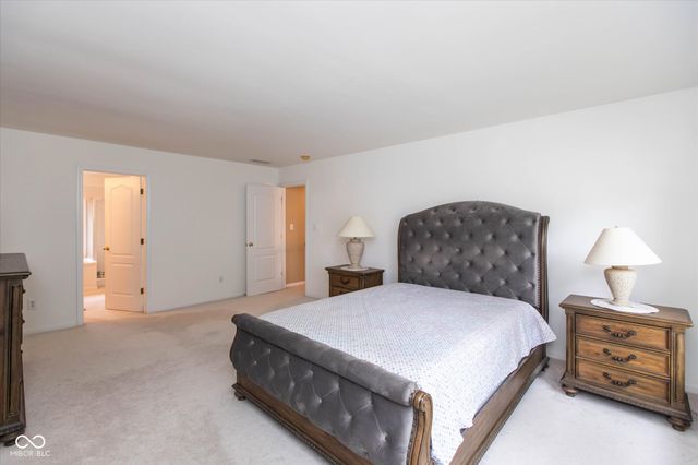 13888 Dearborn Circle, Fishers, IN 46038