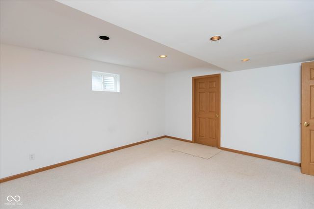 13888 Dearborn Circle, Fishers, IN 46038