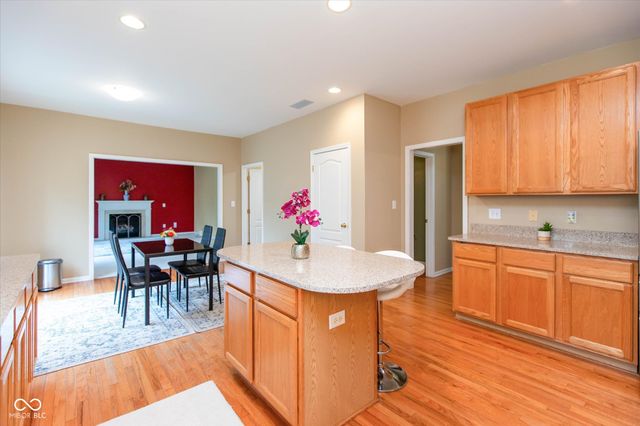 13888 Dearborn Circle, Fishers, IN 46038