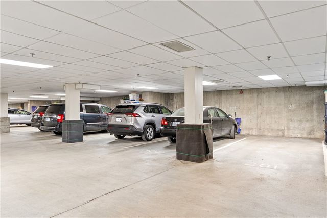 30 Argyle Avenue 112, East Providence, RI 02915
