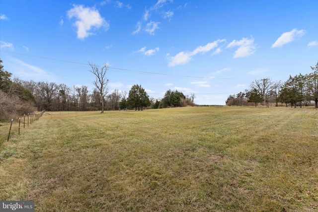 14917-A COMPTON RD, Centreville, VA 20121