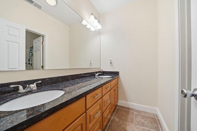 3479 Hanley Dr, Valley Springs, CA 95252