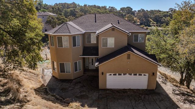 3479 Hanley Dr, Valley Springs, CA 95252