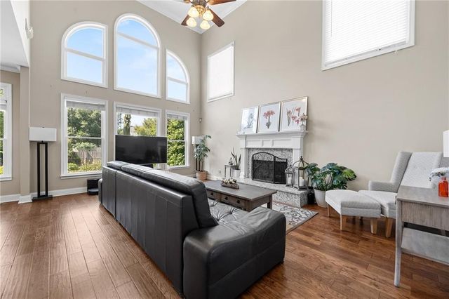 313 Ambrose Creek Drive, Buford, GA 30518