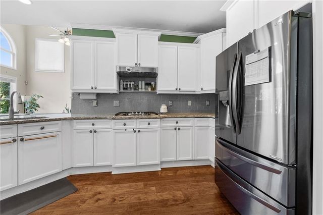 313 Ambrose Creek Drive, Buford, GA 30518