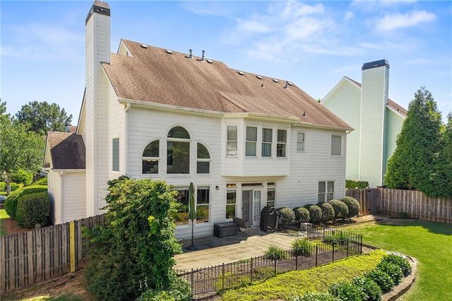 313 Ambrose Creek Drive, Buford, GA 30518