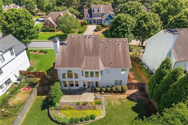 313 Ambrose Creek Drive, Buford, GA 30518