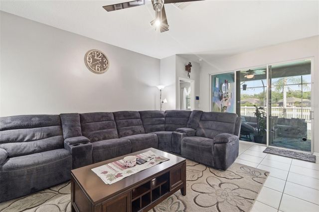 8642 TENBRIDGE WAY, New Port Richey, FL 34654