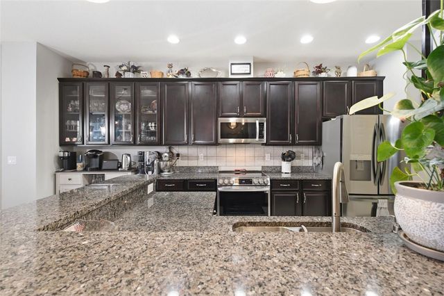 8642 TENBRIDGE WAY, New Port Richey, FL 34654