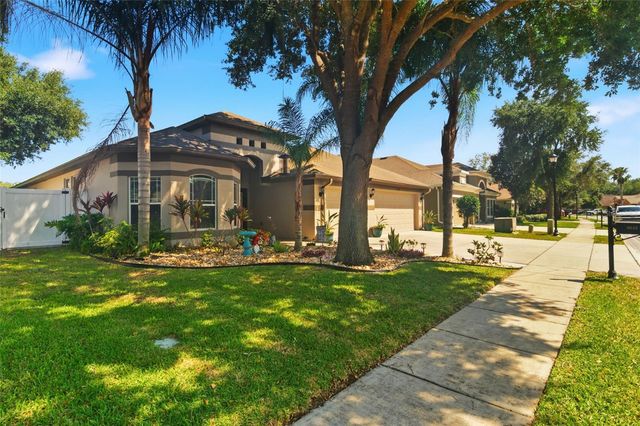 8642 TENBRIDGE WAY, New Port Richey, FL 34654