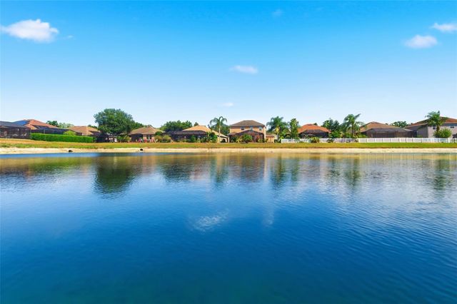 8642 TENBRIDGE WAY, New Port Richey, FL 34654