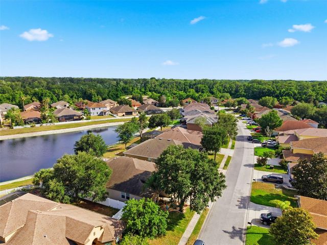 8642 TENBRIDGE WAY, New Port Richey, FL 34654