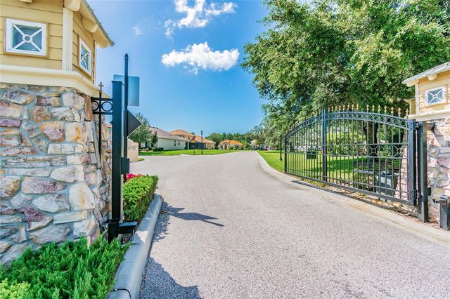 8642 TENBRIDGE WAY, New Port Richey, FL 34654