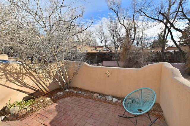 516 Hillside Avenue, Santa Fe, NM 87501