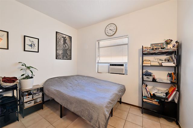 516 Hillside Avenue, Santa Fe, NM 87501