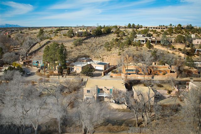 516 Hillside Avenue, Santa Fe, NM 87501