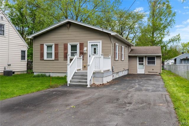 416 Richfield Boulevard, Salina, NY 13211