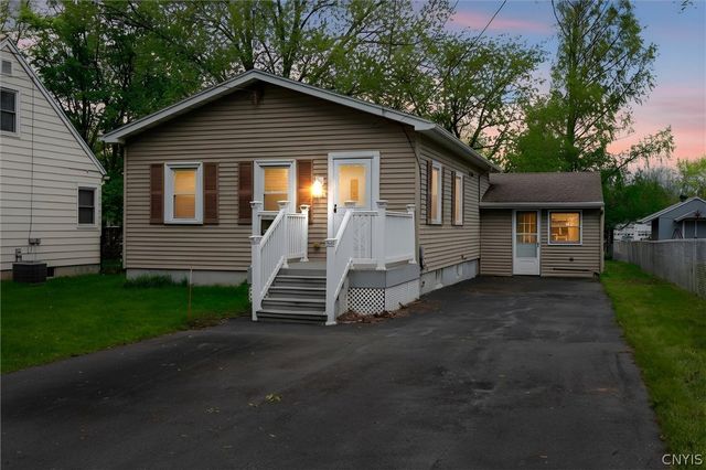 416 Richfield Boulevard, Salina, NY 13211