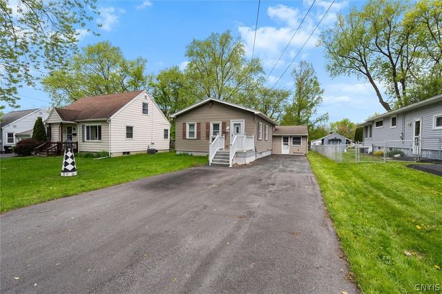 416 Richfield Boulevard, Salina, NY 13211
