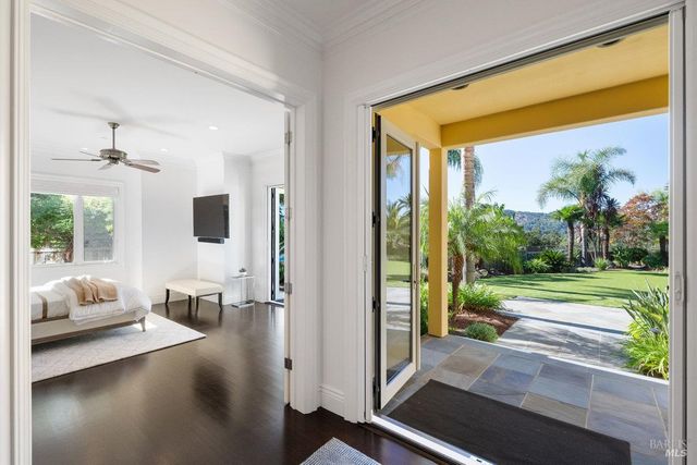 220 Deer Park Ave, San Rafael, CA 94901