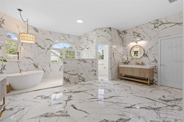 6943 SE 12TH CIRCLE, Ocala, FL 34480