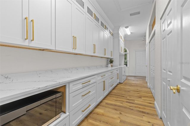 6943 SE 12TH CIRCLE, Ocala, FL 34480