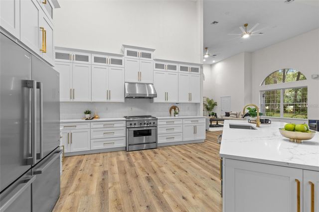 6943 SE 12TH CIRCLE, Ocala, FL 34480