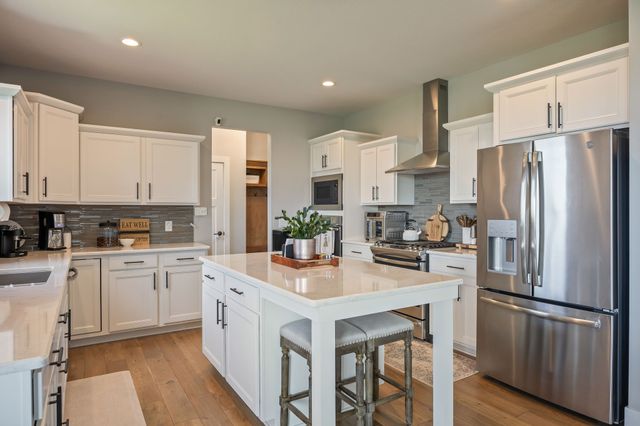 3645 NW 165th Street, Clive, IA 50325