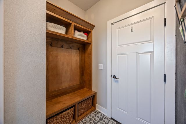 3645 NW 165th Street, Clive, IA 50325