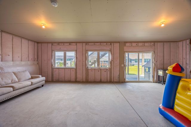 3645 NW 165th Street, Clive, IA 50325