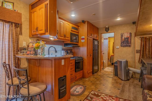 4229 E Parkway, Gatlinburg, TN 37738