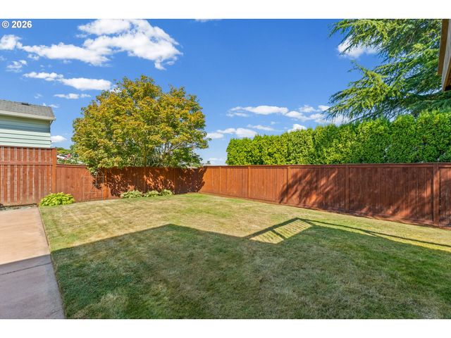 13921 Ne SISKIYOU Ct, Portland, OR 97230