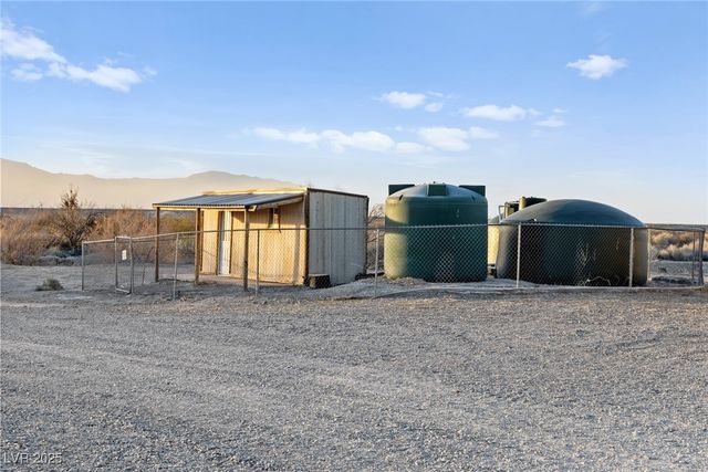 5770 South Peterson Road, Amargosa Valley, NV 89020