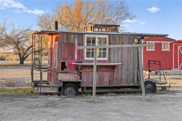 5770 South Peterson Road, Amargosa Valley, NV 89020