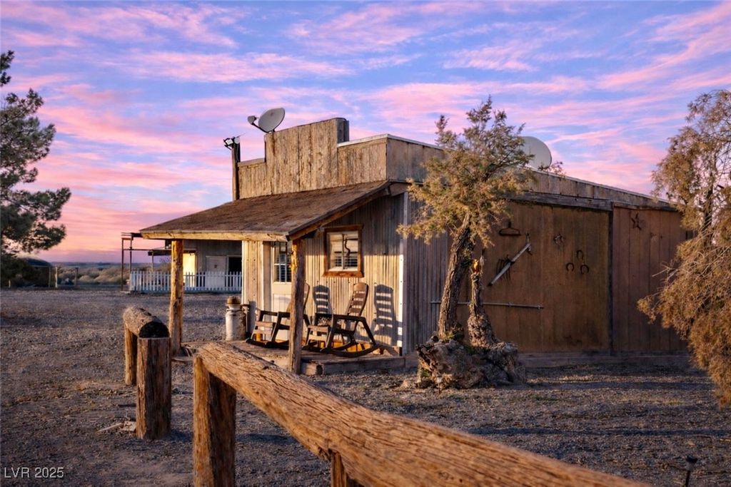 5770 South Peterson Road, Amargosa Valley, NV 89020