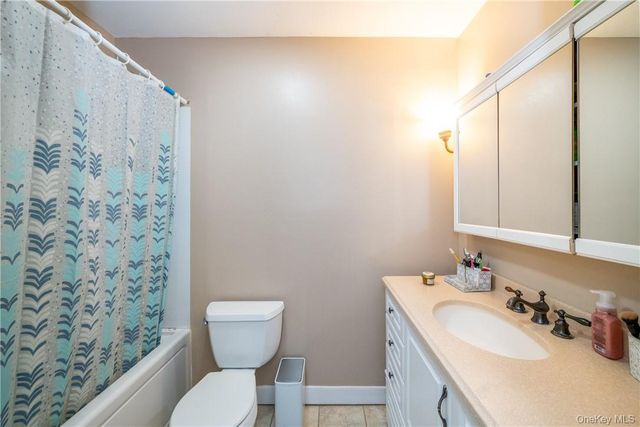 25 Barker Street 611, Mount Kisco, NY 10549