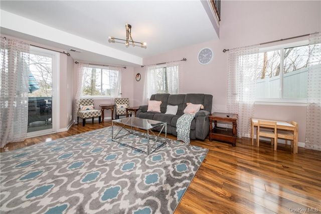 25 Barker Street 611, Mount Kisco, NY 10549